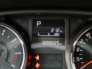 2018款1.6L 自动先锋型 中控区