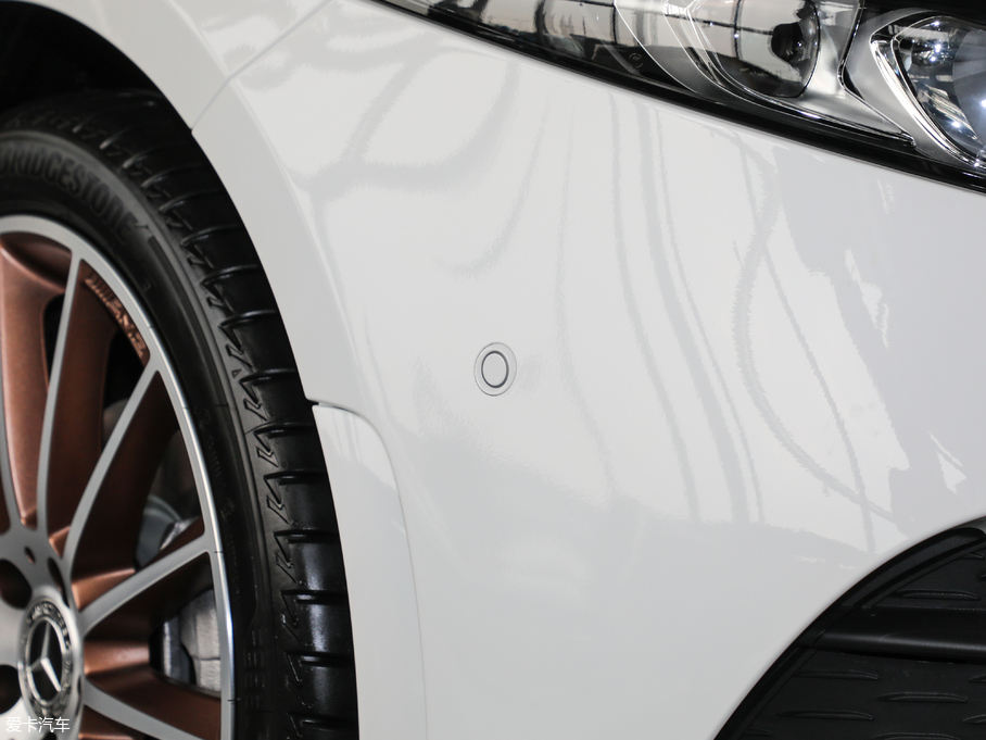 2019YA A 200 L \I܇؄e