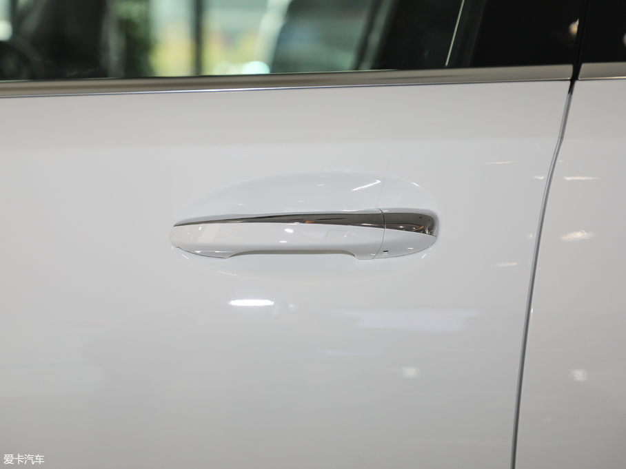 2019YA A 200 L \I܇؄e