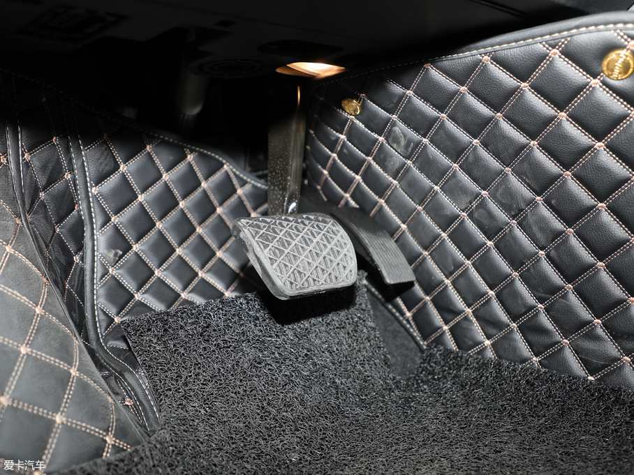 2019YA A 200 L \I܇؄e