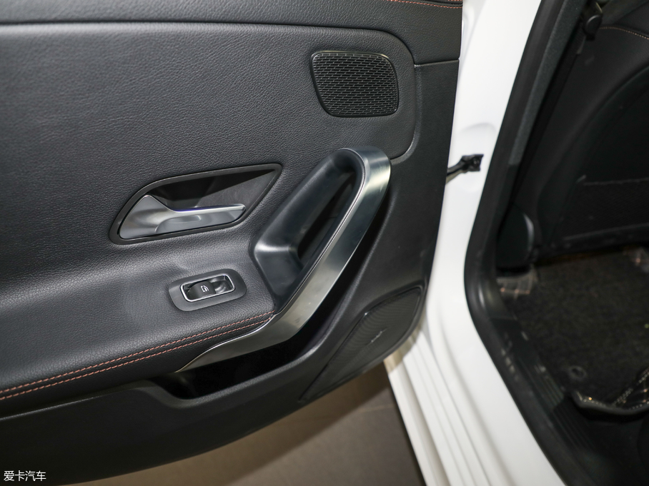 2019YA(j) A 200 L \(yn)(dng)I܇؄e