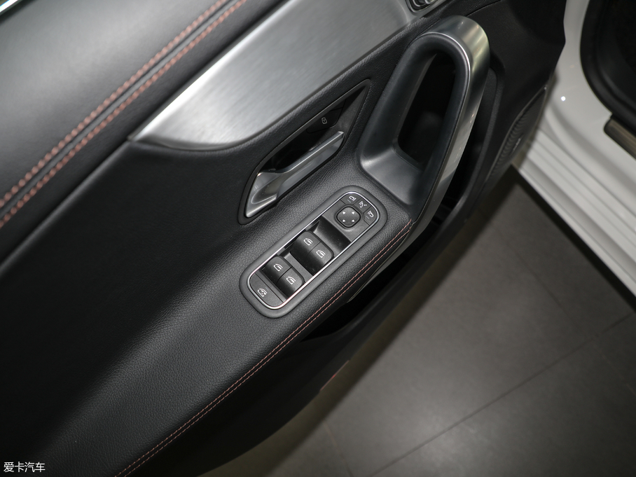 2019YA A 200 L \I܇؄e