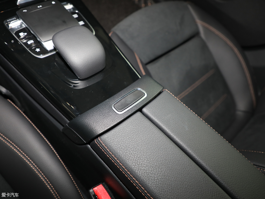 2019YA A 200 L \I܇؄e