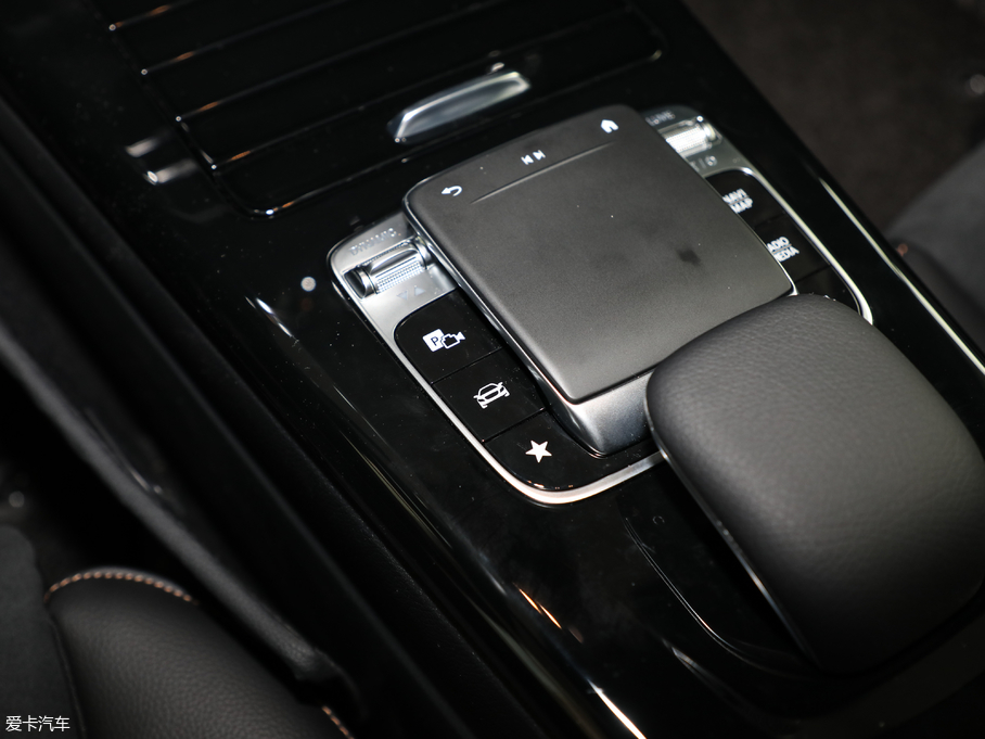 2019YA A 200 L \I܇؄e