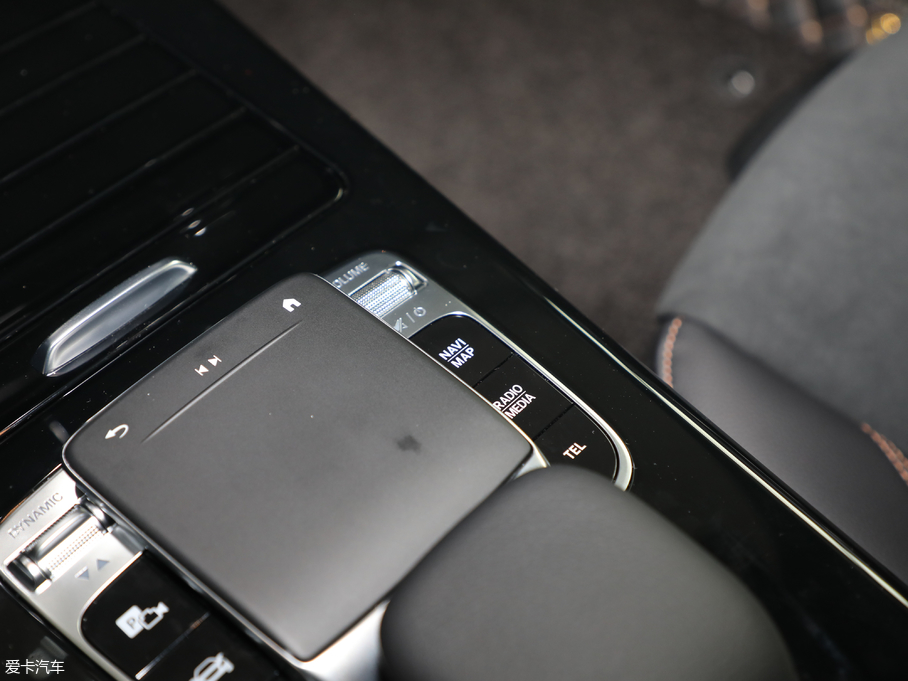 2019YA A 200 L \(yn)I܇؄e