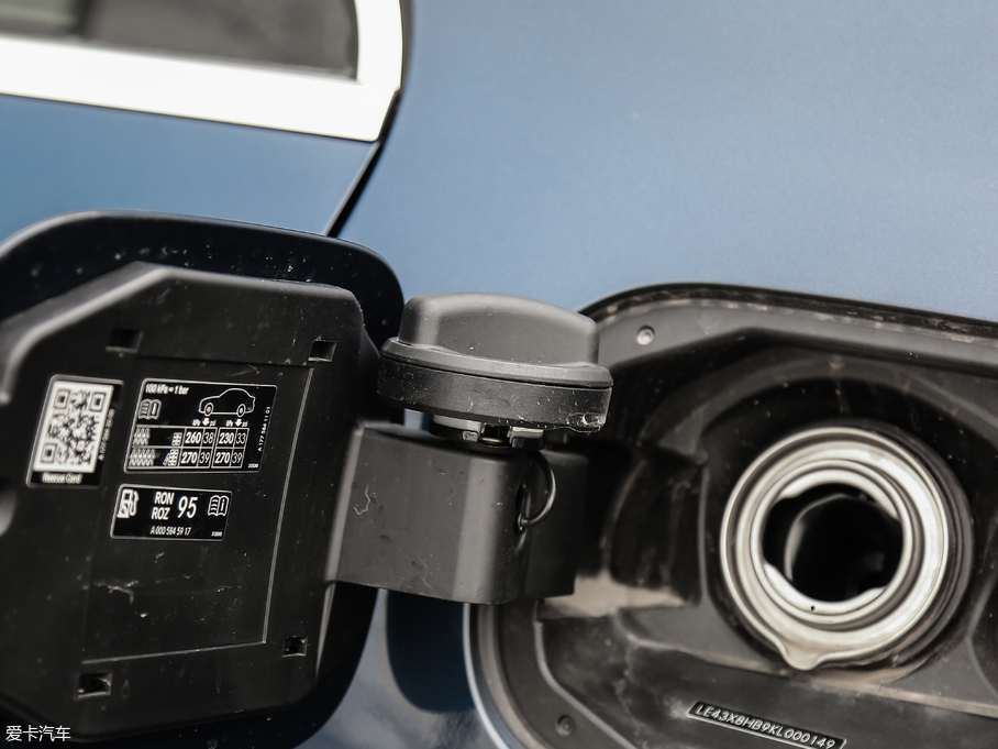 2019YA A 200 L \I܇