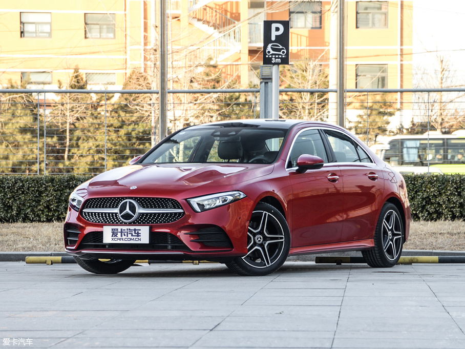 2019YA A 200 L \I܇