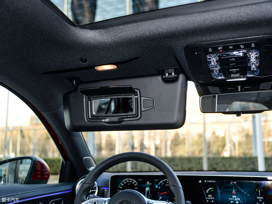 2019YA A 200 L \I܇