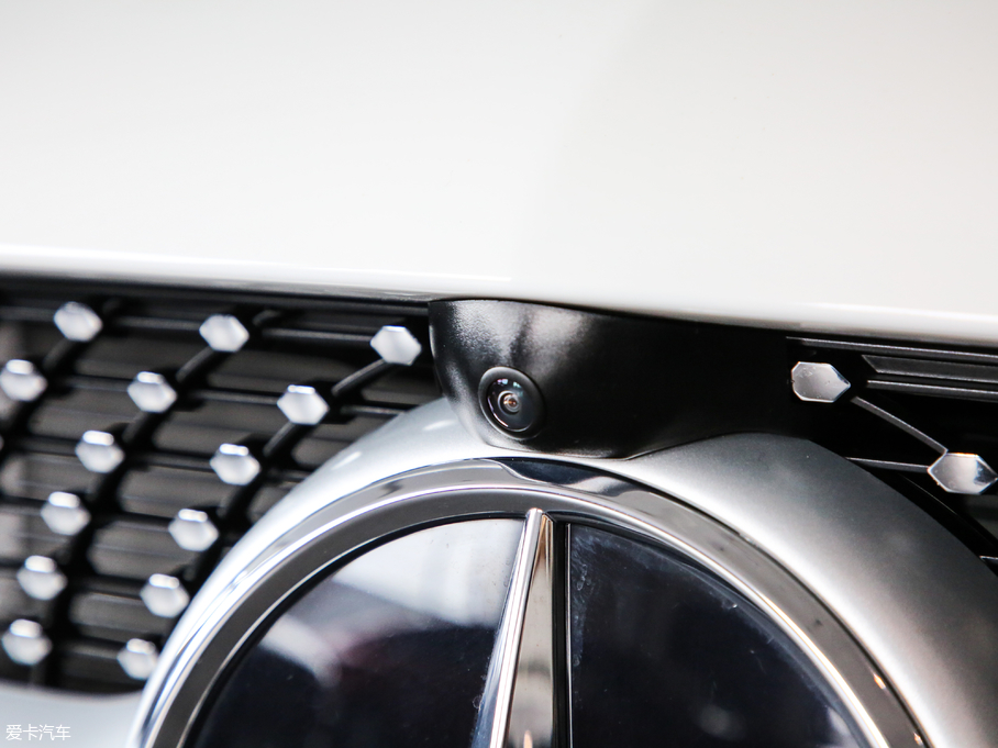 2019YA A 200 L \I܇