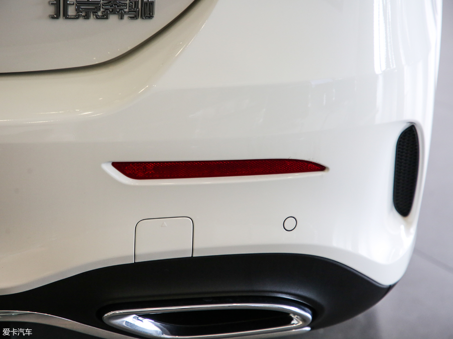 2019YA A 200 L \I܇