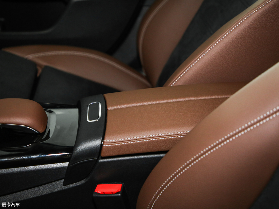 2019YA A 200 L \I܇