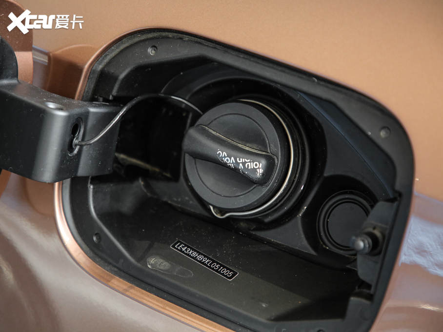 2019YA A 200 L \I܇