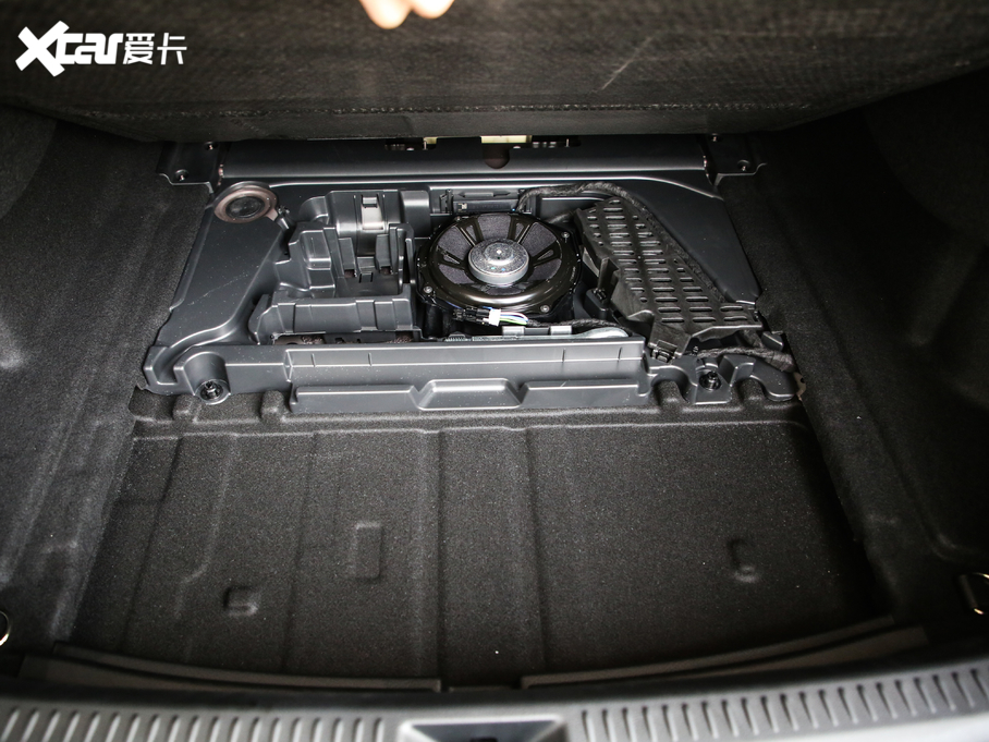 2019YA A 200 L \I܇