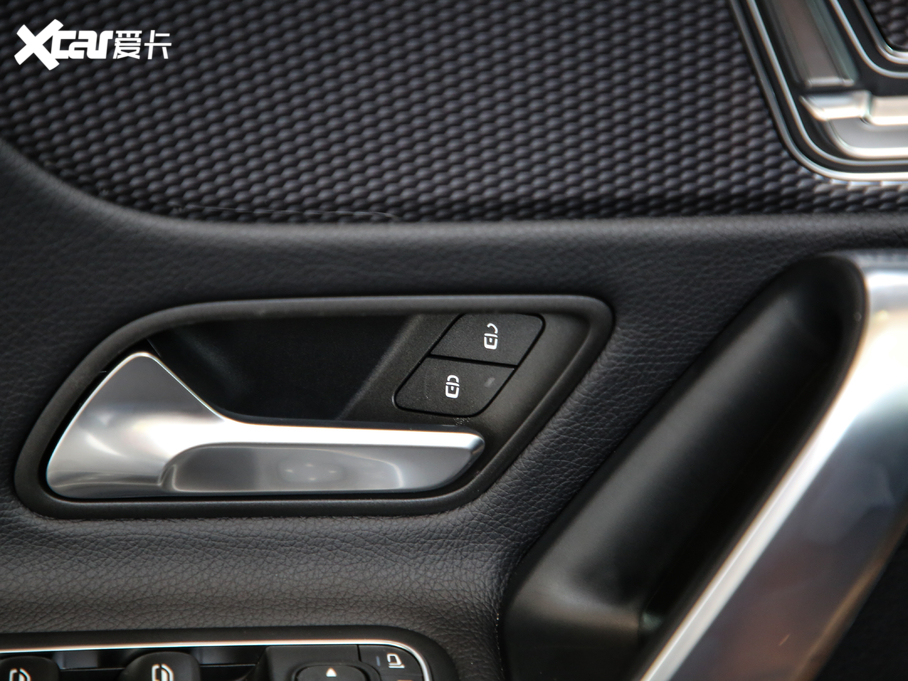 2019YA A 200 L \I܇