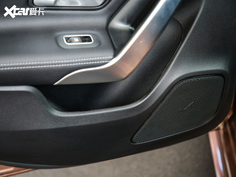 2019YA A 200 L \I܇