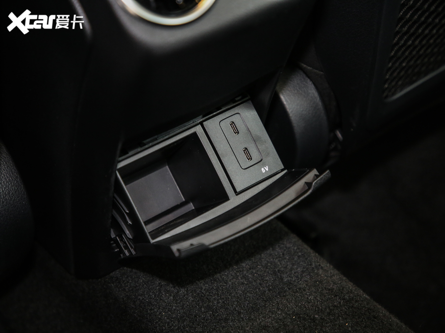 2019YA A 200 L \I܇