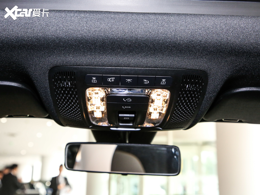 2019YA A 200 L \I܇