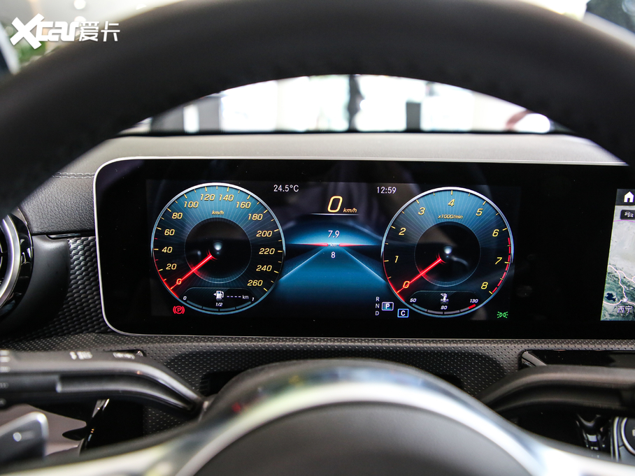 2019YA A 200 L \I܇