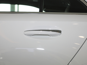 2019A 200 L \I܇؄e {T