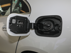 2019A 200 L \I܇؄e ^