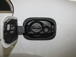 2019A 200 L \I܇؄e ^