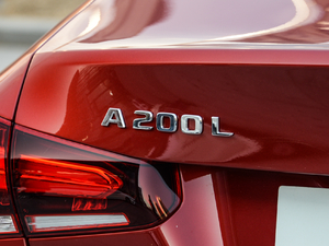 2019A 200 L \I܇ (ji)^