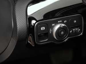 2019A 180 L \I܇ v܇Ƅ