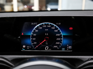 2019A(y) 180 L \(yn)(dng)I܇ x