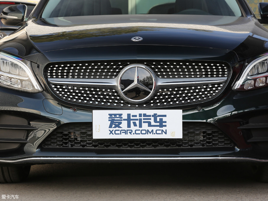 2019款奔驰c级c 260 l 运动版