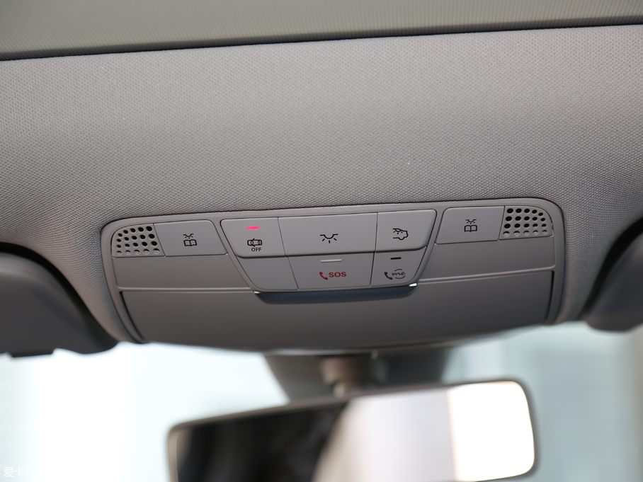 2019YC C 260 L \Ӱ