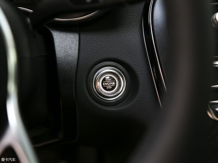 2019YC C 260 L \(yn)Ӱ