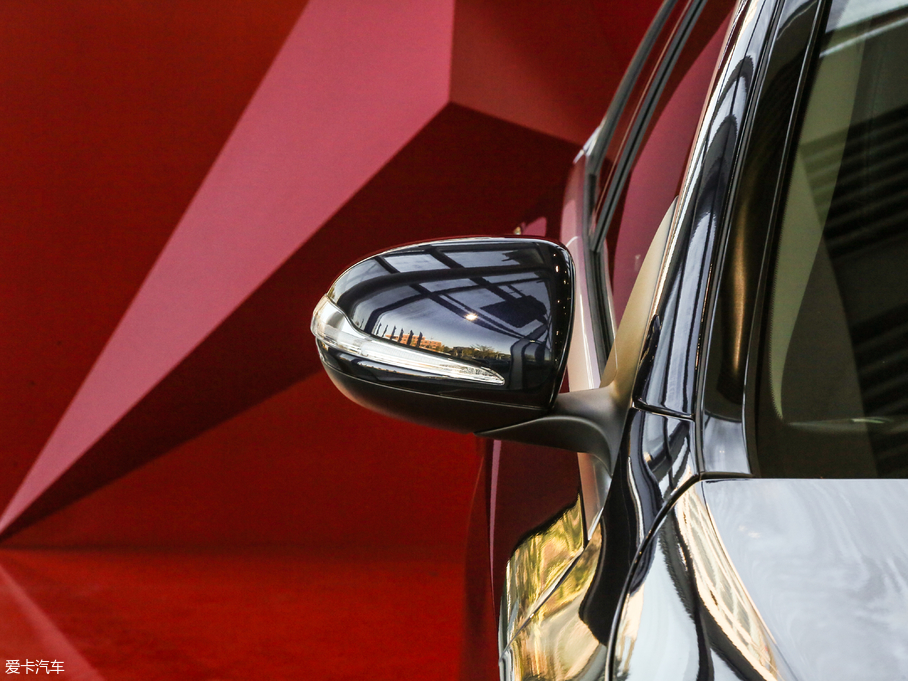 2019YC(j) C 260 L 4MATIC