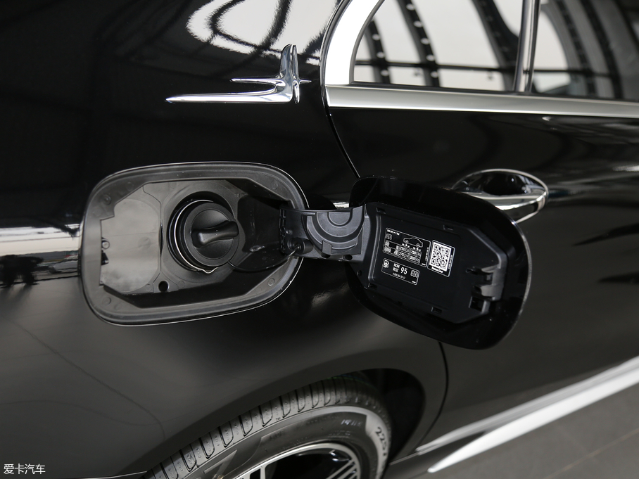 2019��YC�� C 180 L �r����