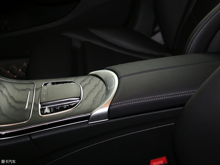 2019��YC�� C 180 L �r����