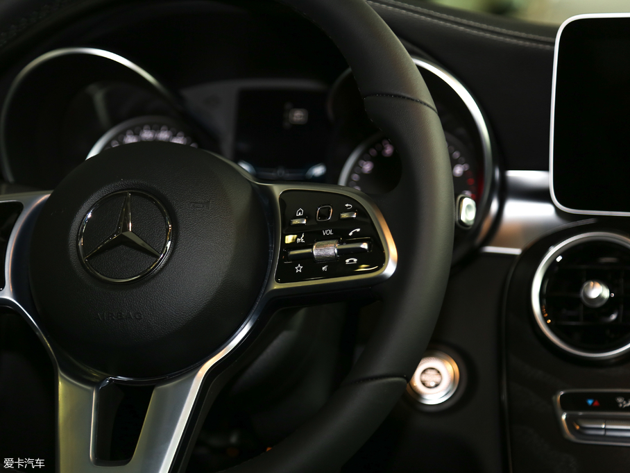 2019��YC��(j��) C 180 L �r(sh��)����