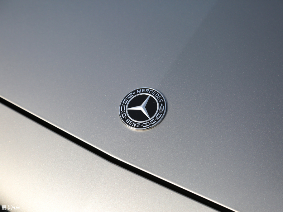 2019YC C 260 L \Ӱ