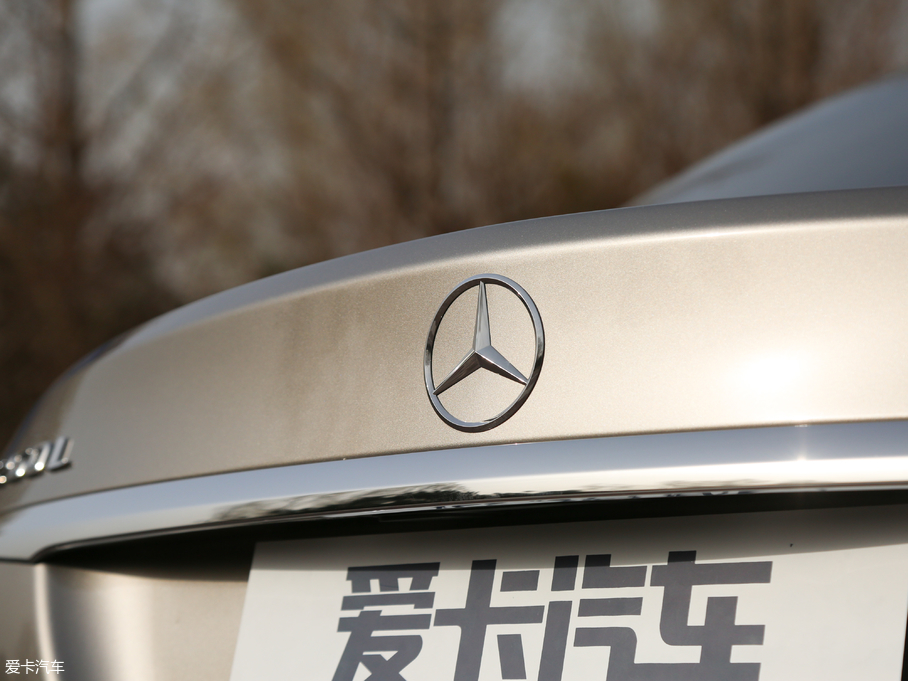 2019YC C 260 L \Ӱ