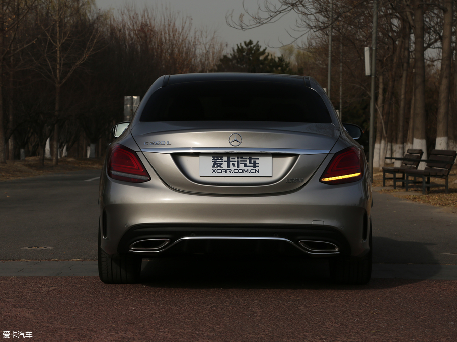 2019YC C 260 L \Ӱ