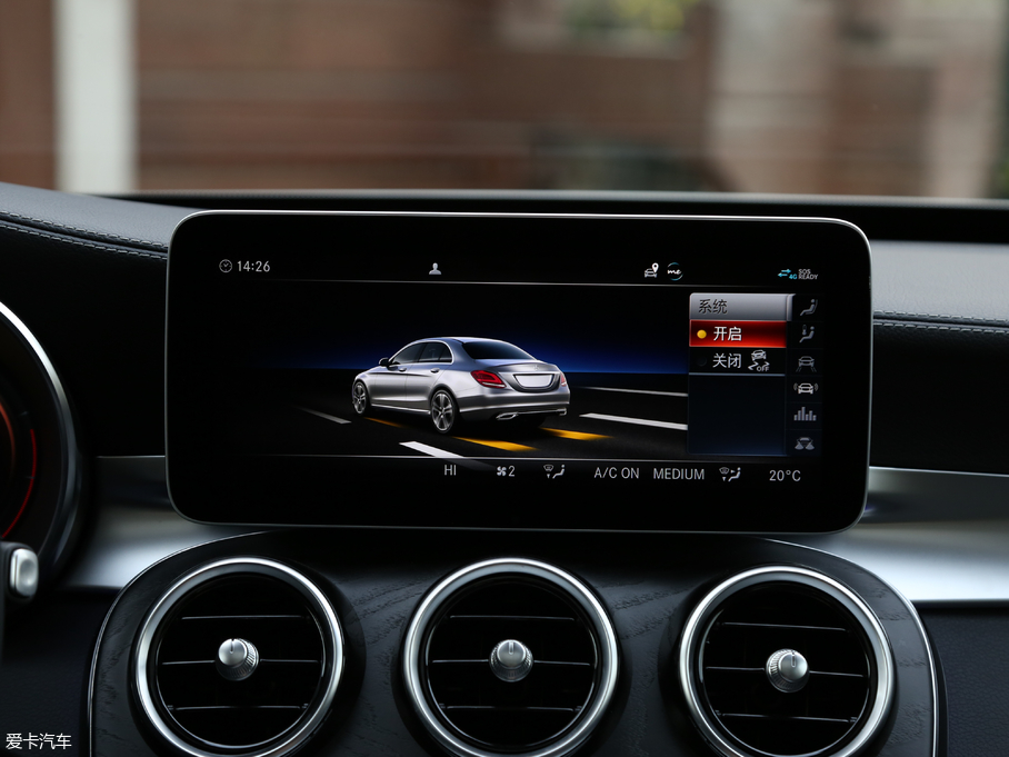 2019YC C 260 L \Ӱ