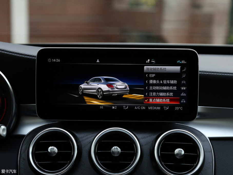 2019YC C 260 L \Ӱ