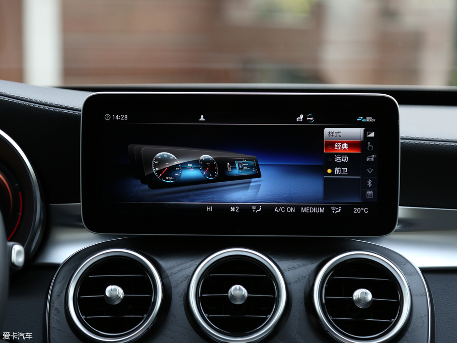 2019YC C 260 L \Ӱ