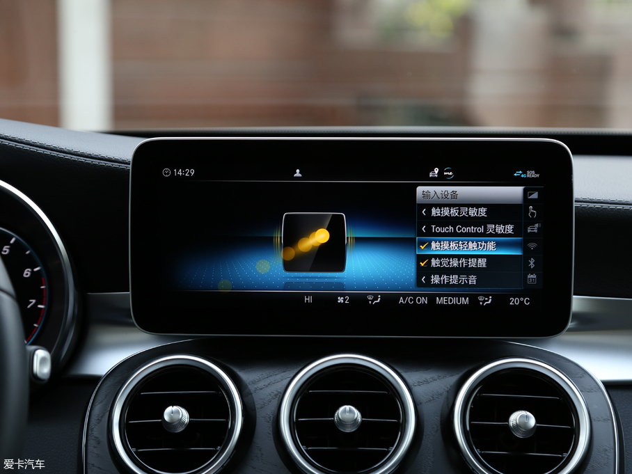 2019YC C 260 L \Ӱ