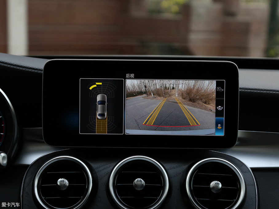 2019YC C 260 L \Ӱ