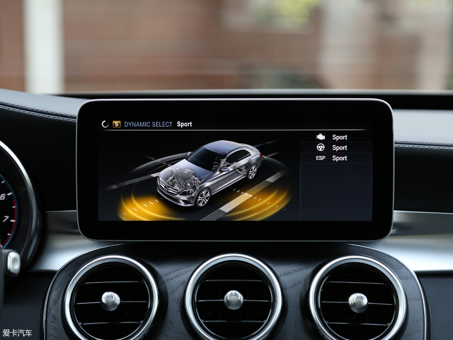 2019YC C 260 L \Ӱ