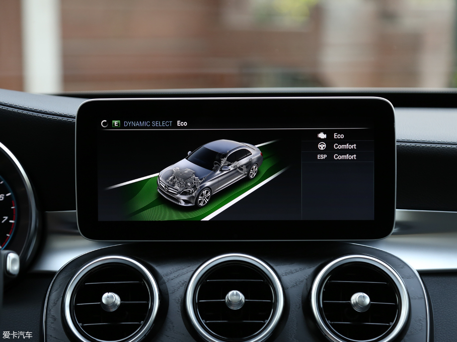 2019YC C 260 L \Ӱ