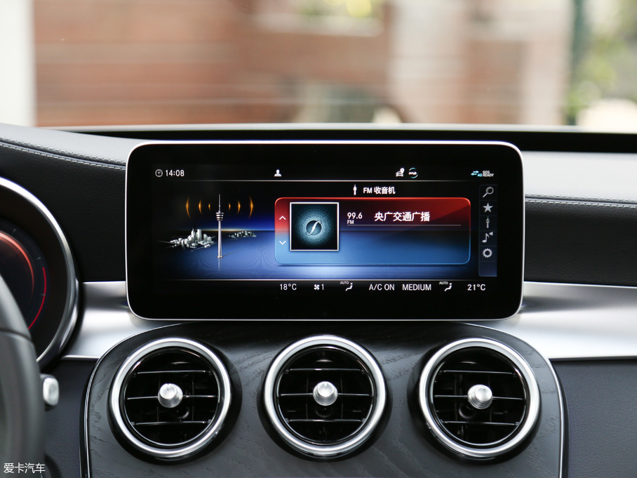 2019YC C 260 L \Ӱ