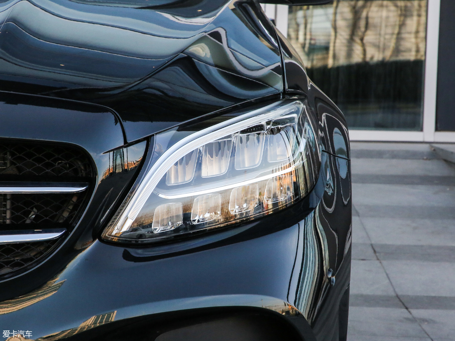 2019YC C 260 \Ӱ 4MATIC