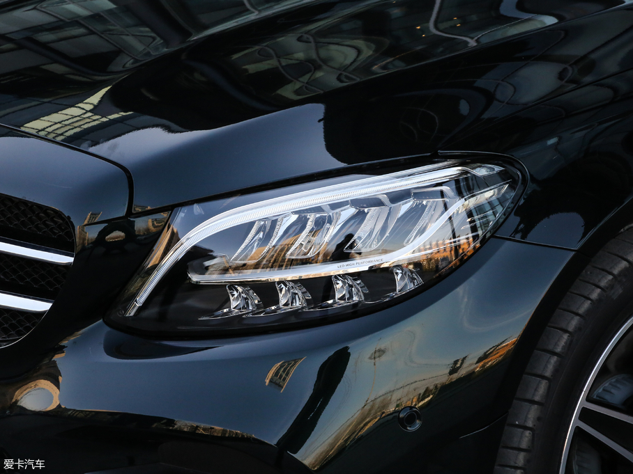 2019YC C 260 \Ӱ 4MATIC