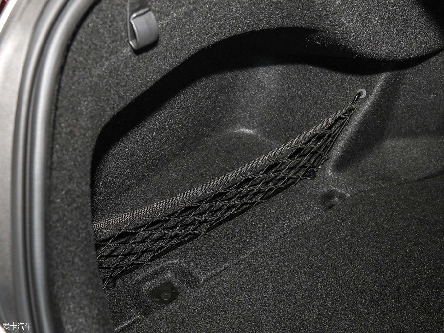 2019YC Ŀ C 260 L \Ӱ