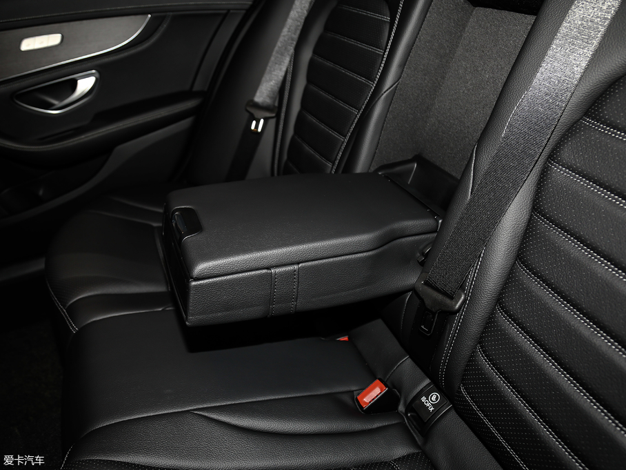 2019YC Ŀ C 260 L